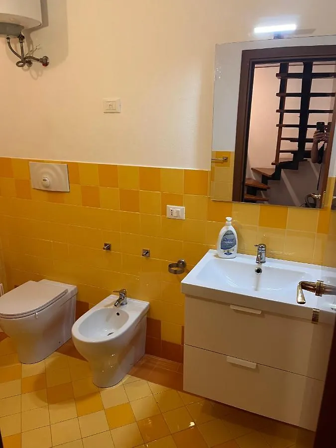 L'Angolo Di Vicolo San Carlo Palermo Apartment